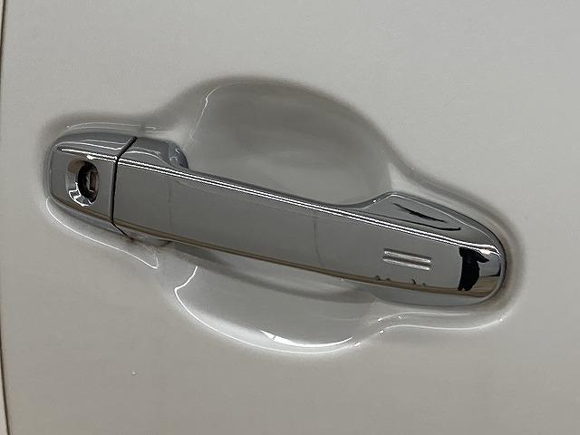 �e��I�[�g���[�������p�ӂ��Ă���܂��B�����O�~����R���\�B�P�Q�񂩂�P�Q�O��܂ł��x���񐔂����I�ђ����܂��B���ÎԂ���V�Ԃ��ׂĂɂ����p�����܂��B���C�y�ɃX�^�b�t�ւ����k���������B