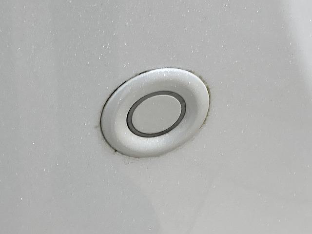 �e��I�[�g���[�������p�ӂ��Ă���܂��B�����O�~����R���\�B�P�Q�񂩂�P�Q�O��܂ł��x���񐔂����I�ђ����܂��B���ÎԂ���V�Ԃ��ׂĂɂ����p�����܂��B���C�y�ɃX�^�b�t�ւ����k���������B