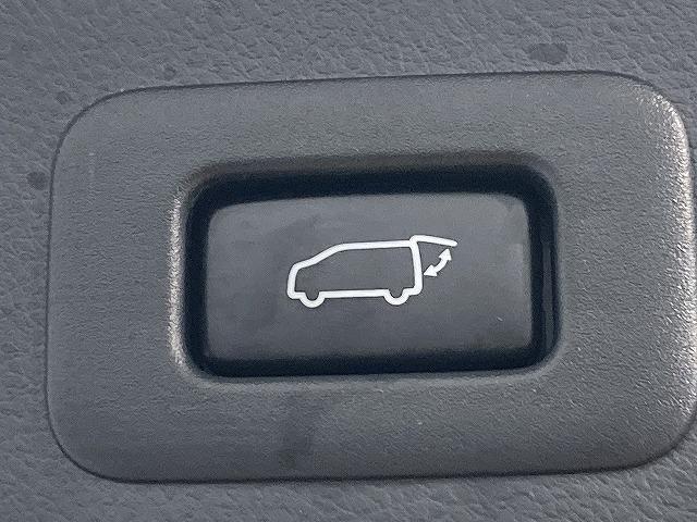 �e��I�[�g���[�������p�ӂ��Ă���܂��B�����O�~����R���\�B�P�Q�񂩂�P�Q�O��܂ł��x���񐔂����I�ђ����܂��B���ÎԂ���V�Ԃ��ׂĂɂ����p�����܂��B���C�y�ɃX�^�b�t�ւ����k���������B