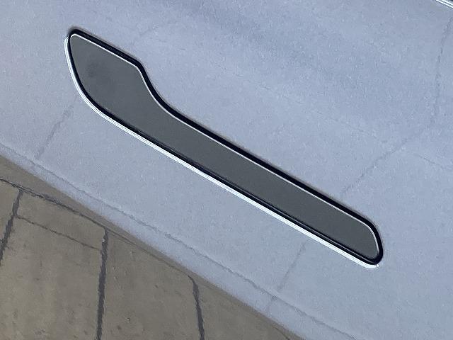 �e��I�[�g���[�������p�ӂ��Ă���܂��B�����O�~����R���\�B�P�Q�񂩂�P�Q�O��܂ł��x���񐔂����I�ђ����܂��B���ÎԂ���V�Ԃ��ׂĂɂ����p�����܂��B���C�y�ɃX�^�b�t�ւ����k���������B