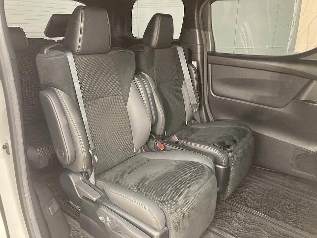 ヴェルファイア Ｚ“ＧＯＬＤＥＮ　ＥＹＥＳ”　両側電動スライドドア／３眼ＬＥＤヘッドライト／フリップダウンモニター／電動リアゲート追従クルコン／ＤＶＤデッキ／純正９インチディスプレイオーディオ／ＢＬＩＴＺ車高調／ＶＥＮＥＲＤｉアルミホイール（6枚目）