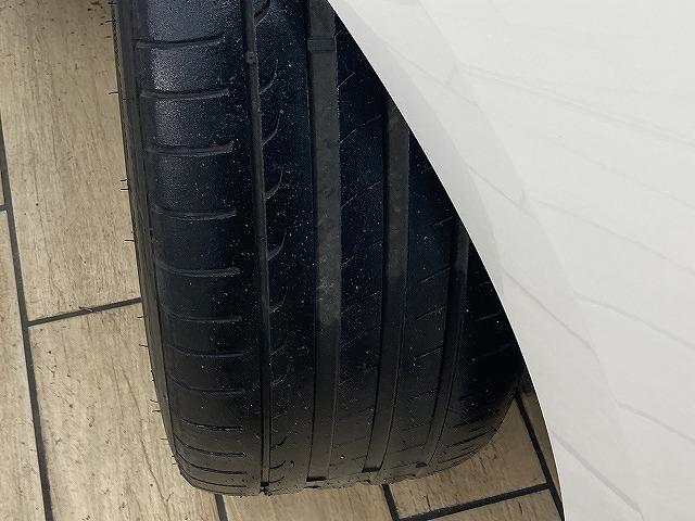 ヴェルファイア Ｚ“ＧＯＬＤＥＮ　ＥＹＥＳ”　両側電動スライドドア／３眼ＬＥＤヘッドライト／フリップダウンモニター／電動リアゲート追従クルコン／ＤＶＤデッキ／純正９インチディスプレイオーディオ／ＢＬＩＴＺ車高調／ＶＥＮＥＲＤｉアルミホイール（34枚目）