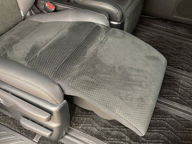 ヴェルファイア Ｚ“ＧＯＬＤＥＮ　ＥＹＥＳ”　両側電動スライドドア／３眼ＬＥＤヘッドライト／フリップダウンモニター／電動リアゲート追従クルコン／ＤＶＤデッキ／純正９インチディスプレイオーディオ／ＢＬＩＴＺ車高調／ＶＥＮＥＲＤｉアルミホイール（51枚目）