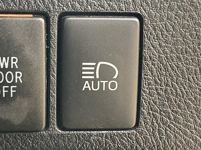 ヴェルファイア Ｚ“ＧＯＬＤＥＮ　ＥＹＥＳ”　両側電動スライドドア／３眼ＬＥＤヘッドライト／フリップダウンモニター／電動リアゲート追従クルコン／ＤＶＤデッキ／純正９インチディスプレイオーディオ／ＢＬＩＴＺ車高調／ＶＥＮＥＲＤｉアルミホイール（61枚目）