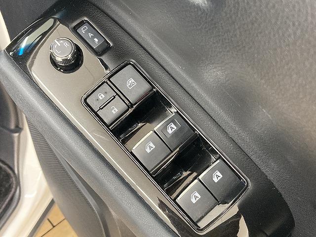 ヴェルファイア Ｚ“ＧＯＬＤＥＮ　ＥＹＥＳ”　両側電動スライドドア／３眼ＬＥＤヘッドライト／フリップダウンモニター／電動リアゲート追従クルコン／ＤＶＤデッキ／純正９インチディスプレイオーディオ／ＢＬＩＴＺ車高調／ＶＥＮＥＲＤｉアルミホイール（66枚目）