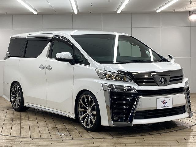 ヴェルファイア Ｚ“ＧＯＬＤＥＮ　ＥＹＥＳ”　両側電動スライドドア／３眼ＬＥＤヘッドライト／フリップダウンモニター／電動リアゲート追従クルコン／ＤＶＤデッキ／純正９インチディスプレイオーディオ／ＢＬＩＴＺ車高調／ＶＥＮＥＲＤｉアルミホイール（77枚目）