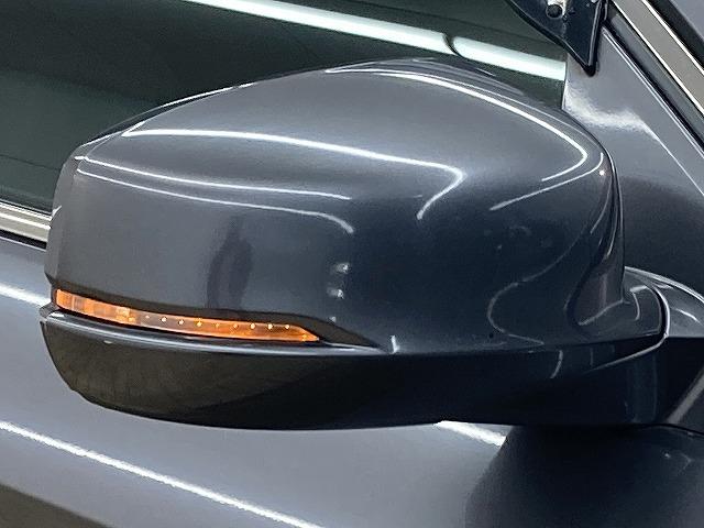 アコードハイブリッド ＥＸ　無限エアロ／無限グリル／レザーシート／レーダークルーズコントロール／フルセグＴＶ／シートヒーター／ＥＴＣ／純正メーカーナビ／メモリーシート／バックカメラ／スマートキー／プッシュスタート（22枚目）