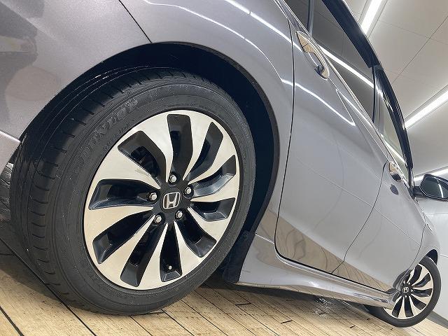 アコードハイブリッド ＥＸ　無限エアロ／無限グリル／レザーシート／レーダークルーズコントロール／フルセグＴＶ／シートヒーター／ＥＴＣ／純正メーカーナビ／メモリーシート／バックカメラ／スマートキー／プッシュスタート（31枚目）