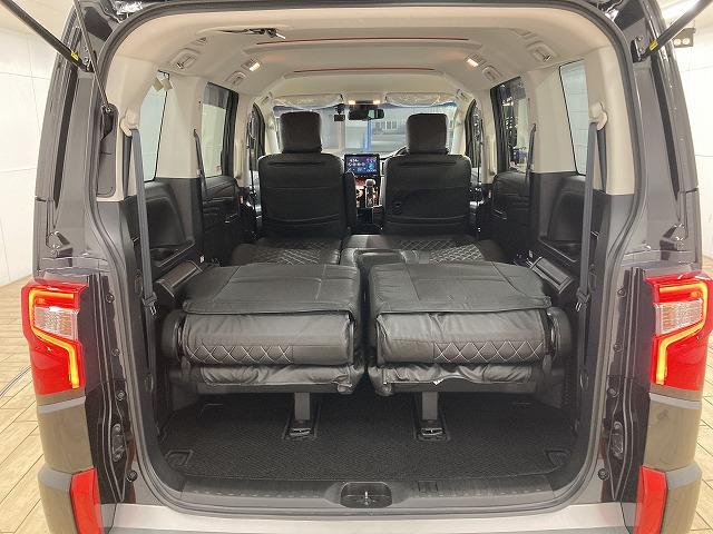 デリカＤ：５ Ｐ　１０型ナビ／全周囲モニター／レーダークルーズコントロール／ブラインドスポットモニター／両側電動スライドドア／シートヒーター／ＬＥＤヘッドライト／ステアリングヒーター／アイドリングストップ／衝突軽減（21枚目）