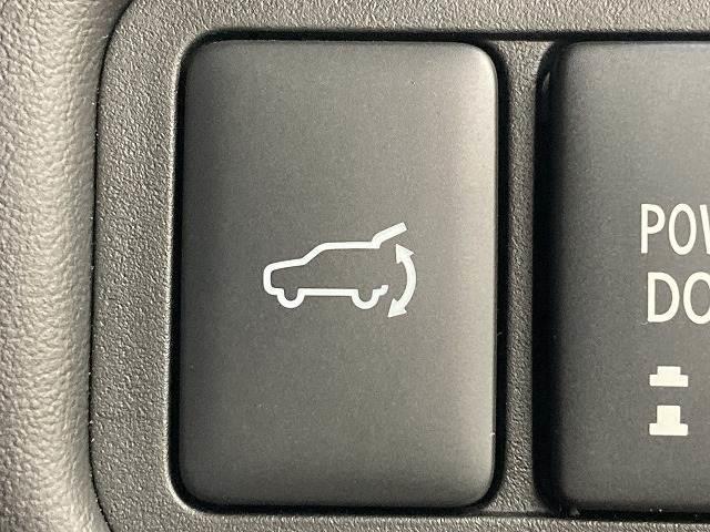 デリカＤ：５ Ｐ　１０型ナビ／全周囲モニター／レーダークルーズコントロール／ブラインドスポットモニター／両側電動スライドドア／シートヒーター／ＬＥＤヘッドライト／ステアリングヒーター／アイドリングストップ／衝突軽減（8枚目）