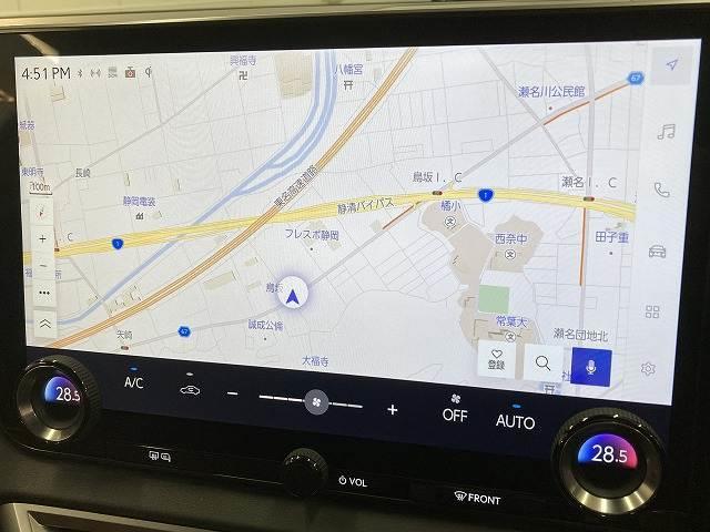 �y�����P�S�^�i�r�z��̊��̂���i�r�́A����������ԓ������o���Ă���܂��B�a�����������������Đ��ȂǃI�[�f�B�I�@�\���[�����Ă���܂��̂ŁA�^�]�����y���߂܂���