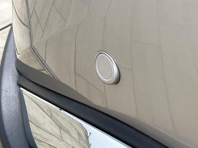 ハリアーハイブリッド Ｚ　純正ナビ／パノラマルーフ／全周囲カメラ／ＪＢＬサウンド／電動リアゲート／クリアランスソナー／ブラインドスポットモニター／追従クルーズコントロール／デジタルインナーミラー／ヘッドアップディスプレイ（22枚目）