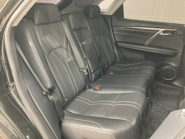 ＲＸ ＲＸ４５０ｈ　バージョンＬ　マークレビンソン／モデリスタエアロ／全周囲モニター／モデリスタマフラー／３眼ＬＥＤヘッドライト／電動リアゲート／ブラインドスポットモニター／シートヒーター／シートベンチレーション／サンルーフ／（6枚目）