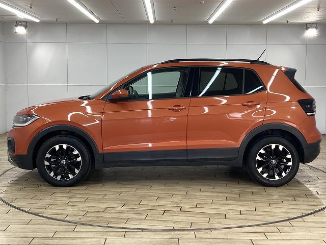 Ｔ－クロス ＴＳＩ　アクティブ　ワンオーナー／アダプティブクルーズコントロール／ＬＥＤヘッド／純正ナビ／バックカメラ／ＥＴＣ／アイドリングストップ／スマートキー／プッシュスタート／フォグランプ／オートエアコン／（31枚目）