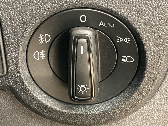 Ｔ－クロス ＴＳＩ　アクティブ　ワンオーナー／アダプティブクルーズコントロール／ＬＥＤヘッド／純正ナビ／バックカメラ／ＥＴＣ／アイドリングストップ／スマートキー／プッシュスタート／フォグランプ／オートエアコン／（51枚目）