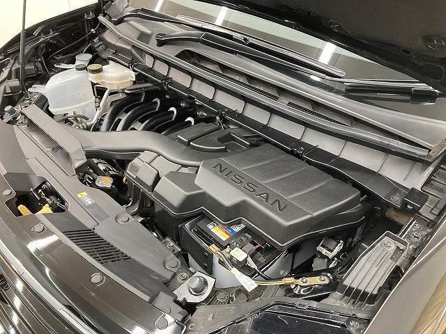 セレナ ハイウェイスターＶ　プロパイロット／両側電動スライドドア／バックカメラ／ブラインドスポットモニター／レーダークルーズコントロール／ＬＥＤヘッド／フォグランプ／パドルシフト／純正１６インチアルミホイール／オートエアコン（18枚目）