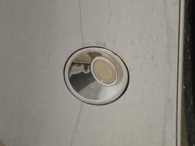 セレナ ハイウェイスターＶ　プロパイロット／両側電動スライドドア／バックカメラ／ブラインドスポットモニター／レーダークルーズコントロール／ＬＥＤヘッド／フォグランプ／パドルシフト／純正１６インチアルミホイール／オートエアコン（28枚目）