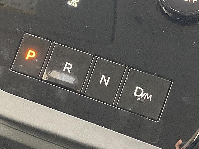 セレナ ハイウェイスターＶ　プロパイロット／両側電動スライドドア／バックカメラ／ブラインドスポットモニター／レーダークルーズコントロール／ＬＥＤヘッド／フォグランプ／パドルシフト／純正１６インチアルミホイール／オートエアコン（52枚目）