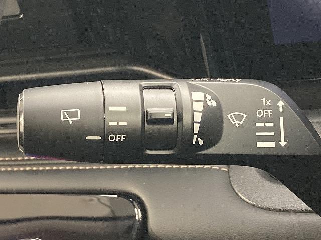 セレナ ハイウェイスターＶ　プロパイロット／両側電動スライドドア／バックカメラ／ブラインドスポットモニター／レーダークルーズコントロール／ＬＥＤヘッド／フォグランプ／パドルシフト／純正１６インチアルミホイール／オートエアコン（58枚目）