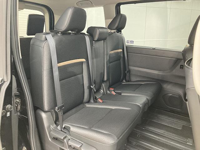 セレナ ハイウェイスターＶ　プロパイロット／両側電動スライドドア／バックカメラ／ブラインドスポットモニター／レーダークルーズコントロール／ＬＥＤヘッド／フォグランプ／パドルシフト／純正１６インチアルミホイール／オートエアコン（59枚目）