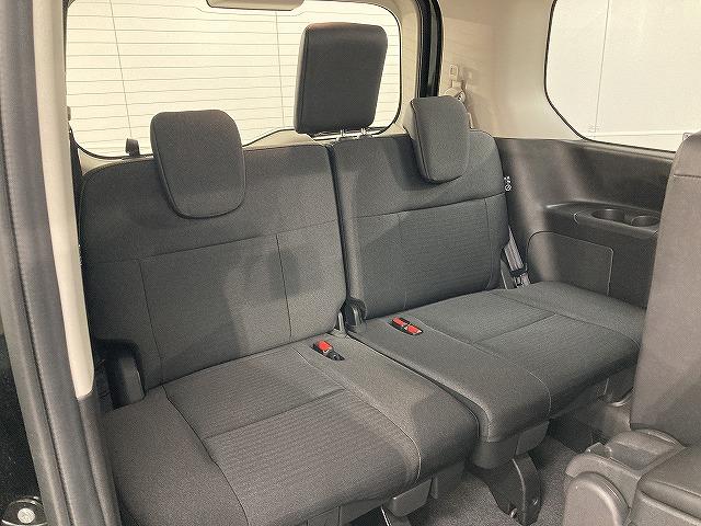 セレナ ハイウェイスターＶ　プロパイロット／両側電動スライドドア／バックカメラ／ブラインドスポットモニター／レーダークルーズコントロール／ＬＥＤヘッド／フォグランプ／パドルシフト／純正１６インチアルミホイール／オートエアコン（65枚目）