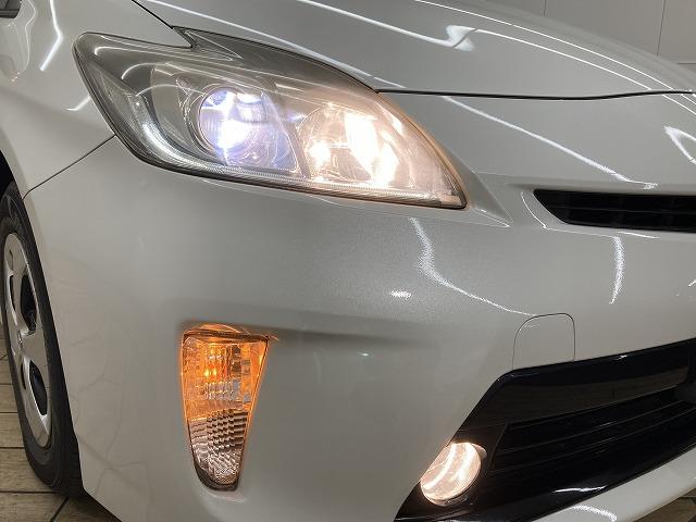 プリウス Ｓ　純正ナビ／スマートキー／ＨＩＤヘッド／ＥＴＣ／スマートキー／プッシュスタート／オートライト／オートエアコン／ドライブレコーダー／フォグランプ／ステアリングリモコン（35枚目）