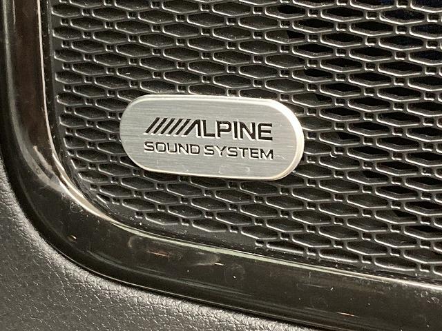 ジープ・コンパス リミテッド 1オーナー/本革シート/アダプティブクルーズコントロール/ブラインドスポットモニター/純正ナビ/全周囲カメラ/スマートキー/パワーバッグドア/パーキングアシスト/LEDヘッド/クリアランスソナー(31枚目)