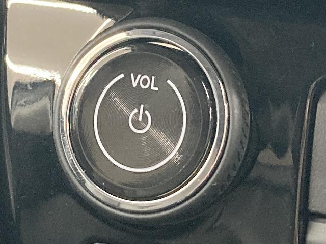 ジープ・コンパス リミテッド 1オーナー/本革シート/アダプティブクルーズコントロール/ブラインドスポットモニター/純正ナビ/全周囲カメラ/スマートキー/パワーバッグドア/パーキングアシスト/LEDヘッド/クリアランスソナー(51枚目)