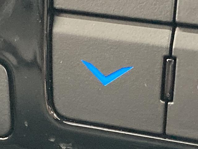 ジープ・コンパス リミテッド 1オーナー/本革シート/アダプティブクルーズコントロール/ブラインドスポットモニター/純正ナビ/全周囲カメラ/スマートキー/パワーバッグドア/パーキングアシスト/LEDヘッド/クリアランスソナー(68枚目)