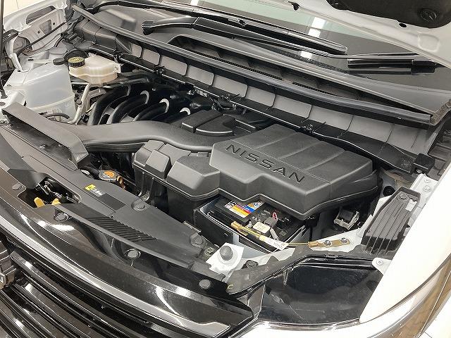 セレナ ハイウェイスターＶ　プロパイロット／両側電動スライドドア／パドルシフト／ブラインドスポットモニター／レーダークルーズコントロール／クリアランスソナー／インテリキー／プッシュスタート／ＬＥＤヘッド／フォグランプ（28枚目）