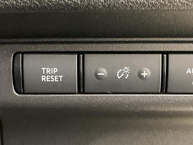 セレナ ハイウェイスターＶ　プロパイロット／両側電動スライドドア／パドルシフト／ブラインドスポットモニター／レーダークルーズコントロール／クリアランスソナー／インテリキー／プッシュスタート／ＬＥＤヘッド／フォグランプ（29枚目）