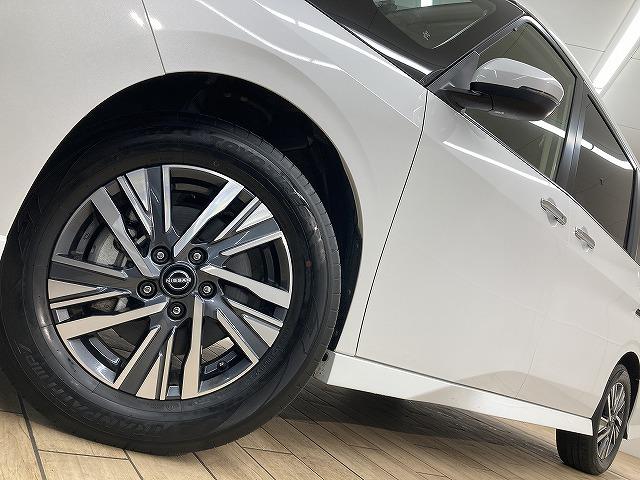 セレナ ハイウェイスターＶ　プロパイロット／両側電動スライドドア／パドルシフト／ブラインドスポットモニター／レーダークルーズコントロール／クリアランスソナー／インテリキー／プッシュスタート／ＬＥＤヘッド／フォグランプ（57枚目）