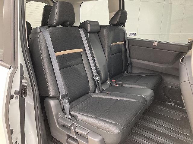 セレナ ハイウェイスターＶ　プロパイロット／両側電動スライドドア／パドルシフト／ブラインドスポットモニター／レーダークルーズコントロール／クリアランスソナー／インテリキー／プッシュスタート／ＬＥＤヘッド／フォグランプ（65枚目）