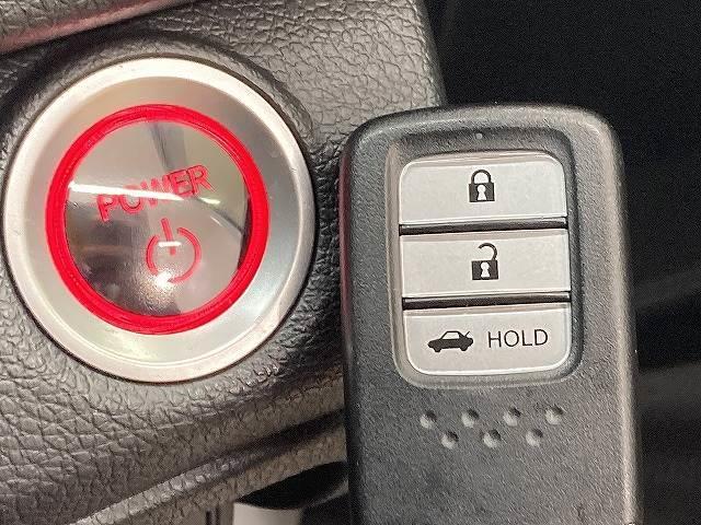 �y�X�}�[�L�[���v�b�V���X�^�[�g�z�������Ă���܂��B�������܂܂Ńh�A�̊J�\�ƂȂ�܂��B