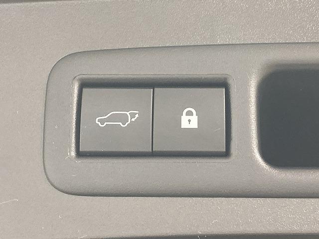 ＵＸ ＵＸ２５０ｈ　Ｆスポーツ　１オーナ‐／３眼ＬＥＤヘッド／全周囲カメラ／レーダークルーズコントロール／プリクラッシュセーフティー／シートヒーター／ベンチレーション／ブラインドスポットモニター／パワーバッグドア／スマートキー（38枚目）