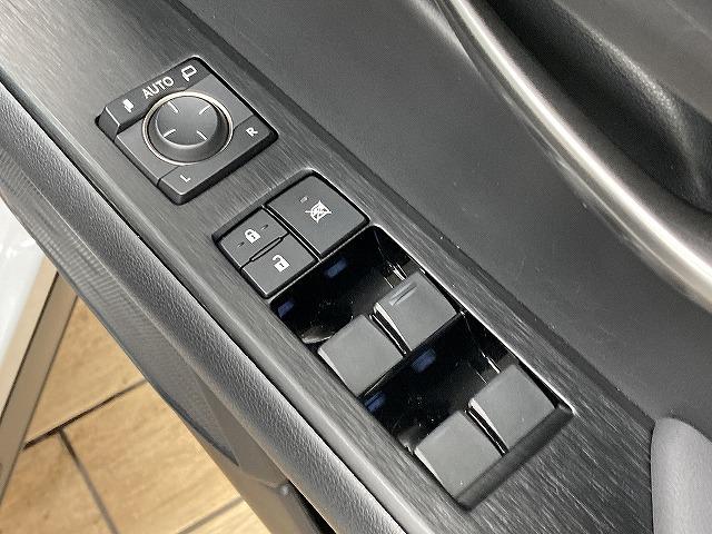 ＵＸ ＵＸ２５０ｈ　Ｆスポーツ　１オーナ‐／３眼ＬＥＤヘッド／全周囲カメラ／レーダークルーズコントロール／プリクラッシュセーフティー／シートヒーター／ベンチレーション／ブラインドスポットモニター／パワーバッグドア／スマートキー（43枚目）