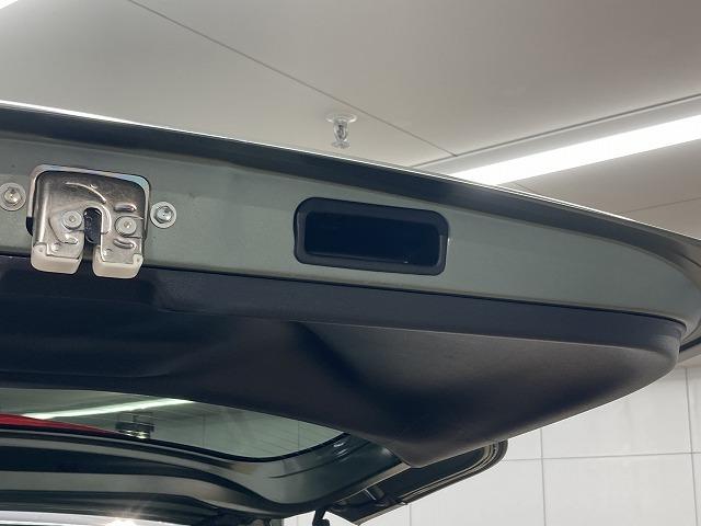 フリード ＣＲＯＳＳＴＡＲ　Ｈｏｎｄａ　ＳＥＮＳＩＮＧ　純正ディスプレイオーディオ／レーダークルーズコントロール／両側電動スライドドア／衝突軽減ブレーキ／プッシュスタート／スマートキー／ＥＴＣ／アイドリングストップ／クリアランスソナー／バックカメラ（32枚目）