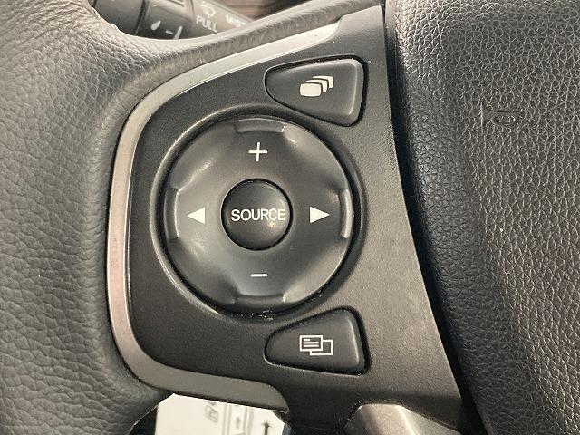 フリード ＣＲＯＳＳＴＡＲ　Ｈｏｎｄａ　ＳＥＮＳＩＮＧ　純正ディスプレイオーディオ／レーダークルーズコントロール／両側電動スライドドア／衝突軽減ブレーキ／プッシュスタート／スマートキー／ＥＴＣ／アイドリングストップ／クリアランスソナー／バックカメラ（66枚目）