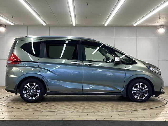 フリード ＣＲＯＳＳＴＡＲ　Ｈｏｎｄａ　ＳＥＮＳＩＮＧ　純正ディスプレイオーディオ／レーダークルーズコントロール／両側電動スライドドア／衝突軽減ブレーキ／プッシュスタート／スマートキー／ＥＴＣ／アイドリングストップ／クリアランスソナー／バックカメラ（68枚目）