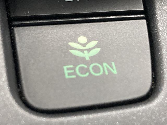 フリード ＣＲＯＳＳＴＡＲ　Ｈｏｎｄａ　ＳＥＮＳＩＮＧ　純正ディスプレイオーディオ／レーダークルーズコントロール／両側電動スライドドア／衝突軽減ブレーキ／プッシュスタート／スマートキー／ＥＴＣ／アイドリングストップ／クリアランスソナー／バックカメラ（77枚目）