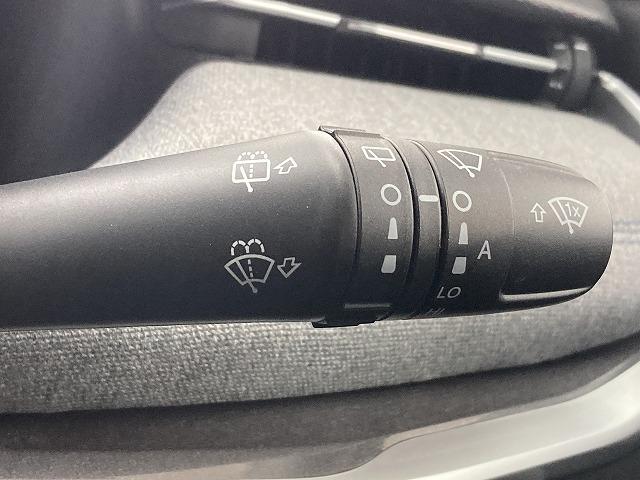 ジープ・コンパス ロンジチュード　純正ディスプレイオーディオ／レーダークルーズコントロール／ブラインドスポットモニター／クリアランスソナー／パーキングアシスト／プッシュスタート／スマートキー／黒革シート／ＬＥＤヘッドライト／（53枚目）