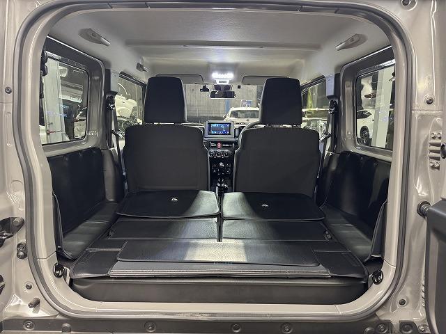 ジムニー □XC シートヒーター/衝突軽減/LEDヘッドライト/SUZUKIグリル/スマートキー/プッシュスタート/クルーズコントロール/オートエアコン/ディスプレイオーディオ/車両逸脱警報/MT車両/バックカメラ/(43枚目)