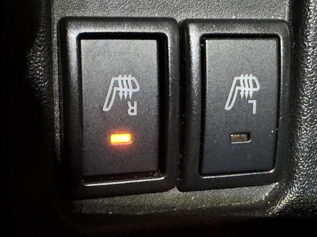 ジムニー □XC シートヒーター/衝突軽減/LEDヘッドライト/SUZUKIグリル/スマートキー/プッシュスタート/クルーズコントロール/オートエアコン/ディスプレイオーディオ/車両逸脱警報/MT車両/バックカメラ/(51枚目)