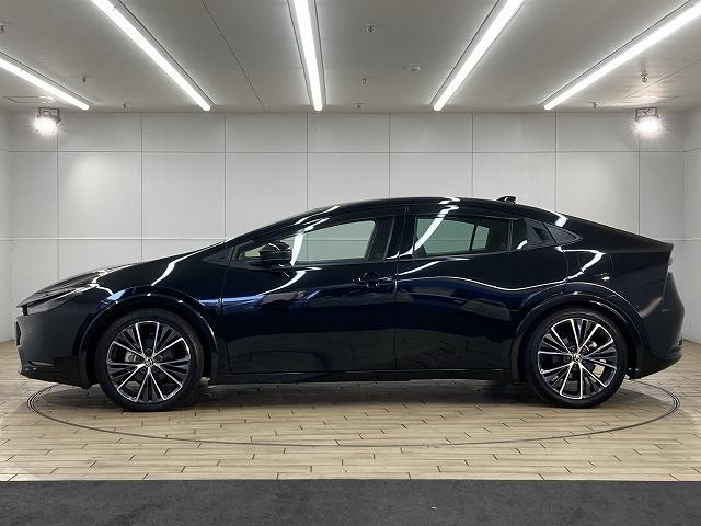 プリウス Ｚ　全周囲／１２．３型ナビ／ＡＣ１００Ｖ／ＬＥＤ／シートヒーター・クーラー／電動リアゲート／パワーシート／ＬＥＤヘッド／ＢＳＭ／フルセグ／純正アルミ（33枚目）