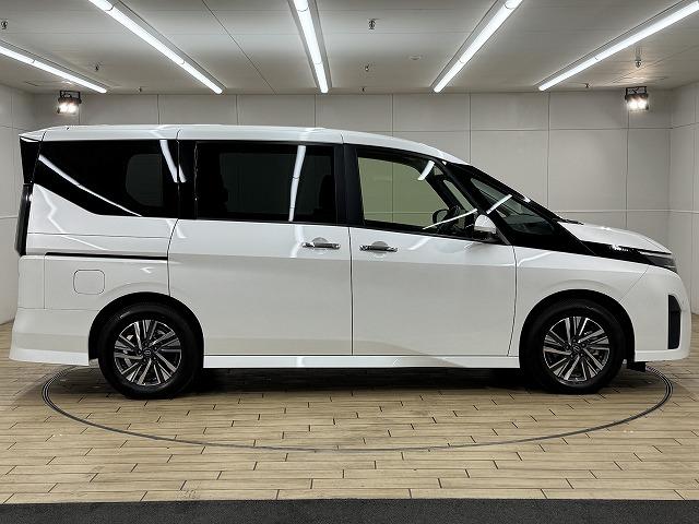 セレナ ハイウェイスターＶ　１２．３型メーカーナビ／アラウンドビューモニター／プロパイロット／デジタルインナーミラー／両側電動スライドドア／フルセグＴＶ／コーナーセンサー／オートライト／アイドリングストップ／ハンドル支援／ＬＥＤ（31枚目）