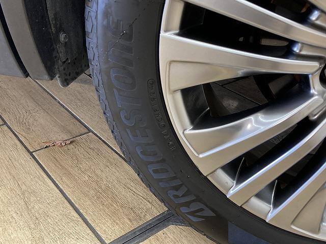 ハリアーハイブリッド □Ｚ　“Ｌｅａｔｈｅｒ　Ｐａｃｋａｇｅ”　全周囲カメラ／ＪＢＬサウンド／シートヒーター・シートベンチレーション／１００Ｖ電源／電動リアゲート／スマートキー／パワーシート／ブラインドスポットモニター／オートブレーキホールド／ＬＥＤヘッド（31枚目）