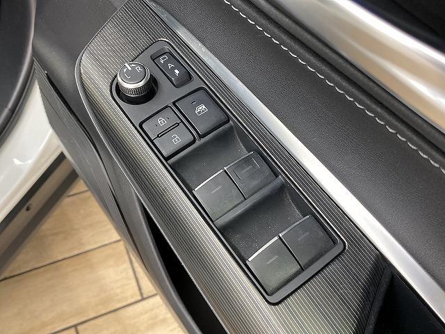 ハリアーハイブリッド □Ｚ　“Ｌｅａｔｈｅｒ　Ｐａｃｋａｇｅ”　全周囲カメラ／ＪＢＬサウンド／シートヒーター・シートベンチレーション／１００Ｖ電源／電動リアゲート／スマートキー／パワーシート／ブラインドスポットモニター／オートブレーキホールド／ＬＥＤヘッド（61枚目）