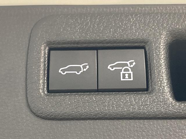 ハリアーハイブリッド □Ｚ　“Ｌｅａｔｈｅｒ　Ｐａｃｋａｇｅ”　全周囲カメラ／ＪＢＬサウンド／シートヒーター・シートベンチレーション／１００Ｖ電源／電動リアゲート／スマートキー／パワーシート／ブラインドスポットモニター／オートブレーキホールド／ＬＥＤヘッド（80枚目）