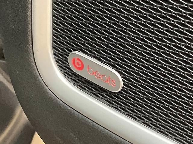 �y�����������X�s�[�J�[�z���ڂ��Ă���܂��B�������ȃT�E���h�����y���݂��������܂��B