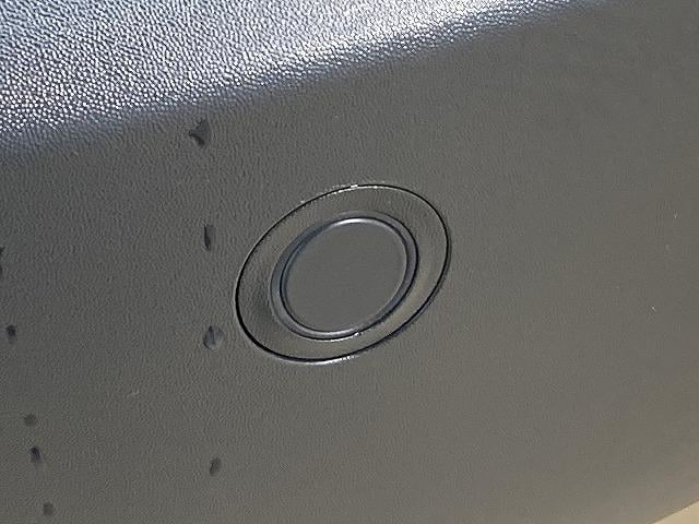 �e��I�[�g���[�������p�ӂ��Ă���܂��B�����O�~����R���\�B�P�Q�񂩂�P�Q�O��܂ł��x���񐔂����I�ђ����܂��B���ÎԂ���V�Ԃ��ׂĂɂ����p�����܂��B���C�y�ɃX�^�b�t�ւ����k���������B